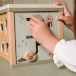 ⁦Wooden Activity Cube | Little Farm⁩ – תמונה ⁦8⁩