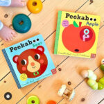 ⁦ספר הזזה מי מציץ תפוח Peekaboo Apple⁩ – תמונה ⁦2⁩