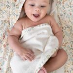 ⁦منشفة إستحمام بقبعة⁩   الصورة ⁦3⁩