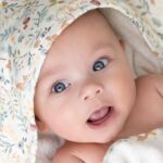 ⁦منشفة إستحمام بقبعة⁩   الصورة ⁦2⁩