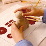 ⁦فن النحت بالطين⁩   الصورة ⁦6⁩